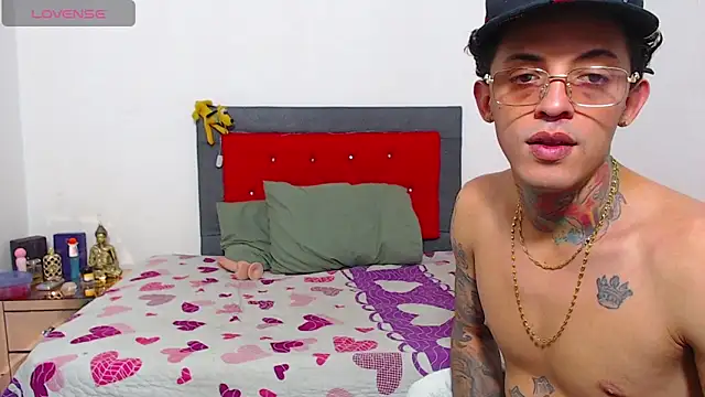 miawhithee webcam