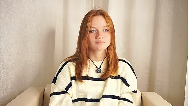 KarlynGow webcam