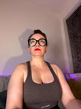 FemDom_RubyKnightXXO webcam