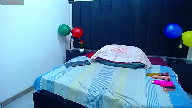 QueenMatturex webcam