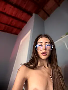 lauravasquez webcam