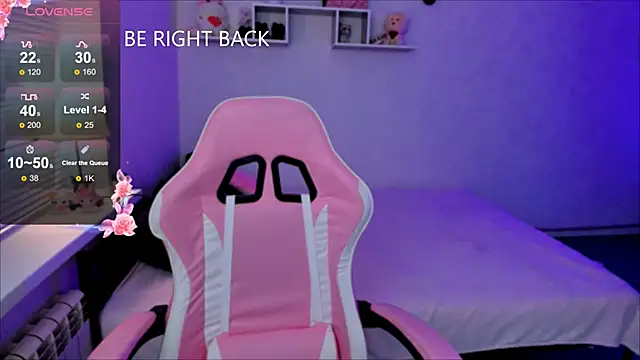 MiaScarlettt webcam