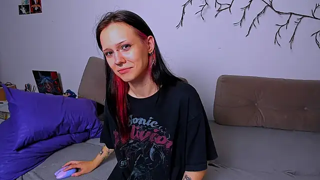 LadyTrep webcam