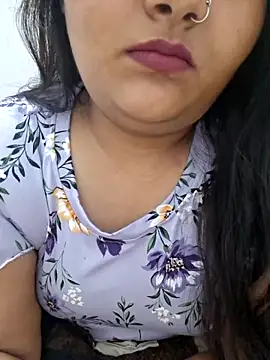 Saffroncutie webcam