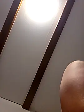 bigdicksklave webcam