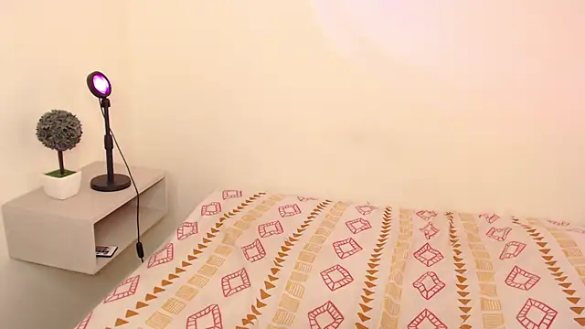 michaela_cox webcam
