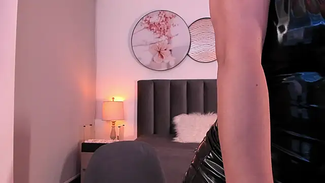 SaharaGarcia__ webcam