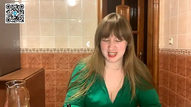 MaroonMoon_ webcam