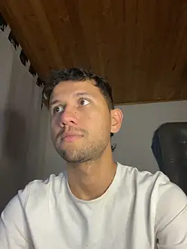 Michaell_Spinelly webcam
