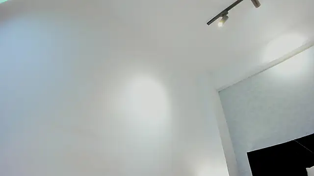 lily_cash1 webcam