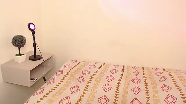 michaela_cox webcam