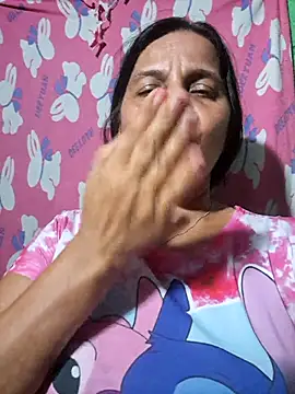 Lucerito-Hot webcam