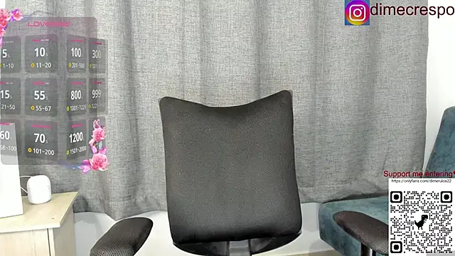 curly_muscle webcam