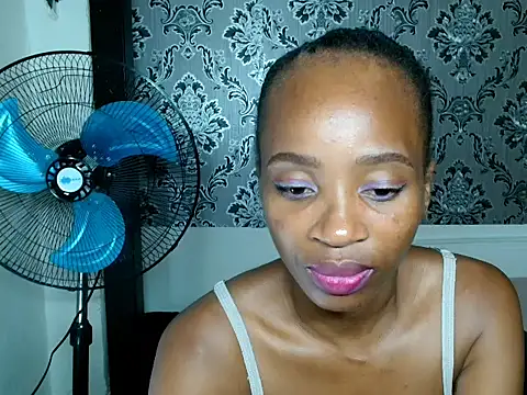 patronaxxx - Patronaxxx's free webcam