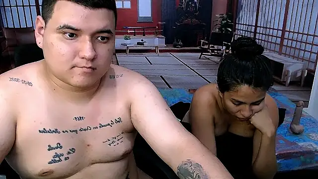 Charly_and_laura webcam