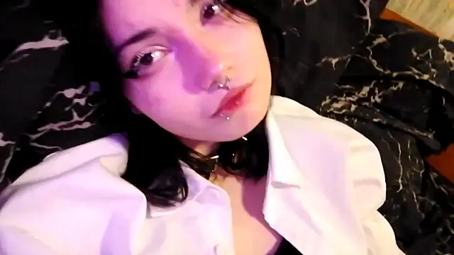 Beeping_Creature webcam