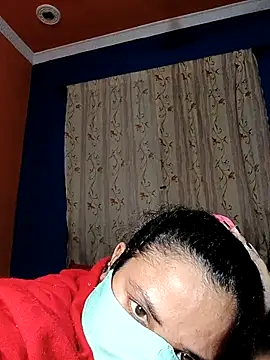 HotAishaa webcam
