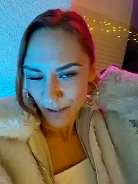 SlimBellaa webcam