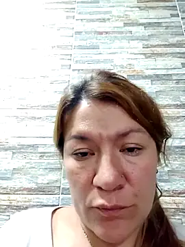 Skylar-Vox- webcam