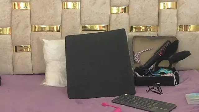 lilimini032 webcam