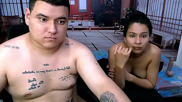 Charly_and_laura webcam