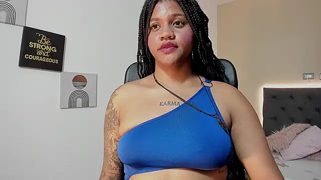 ZahraRose webcam