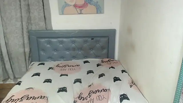 sarah_aguilar webcam