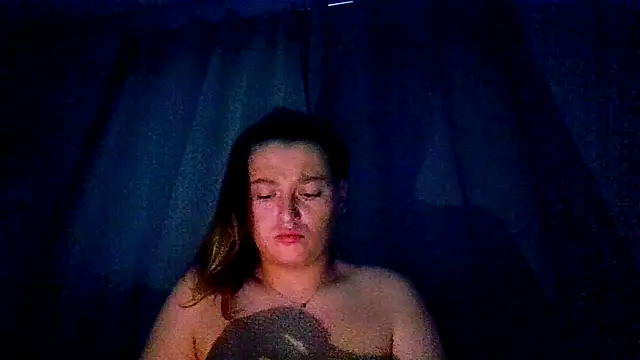 RUBY-ROSE-SWINGS webcam