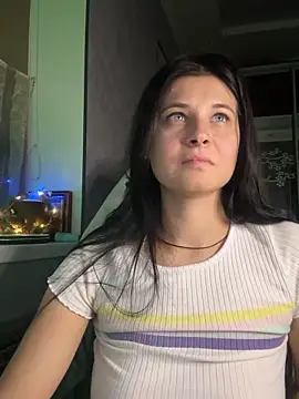 cutie_modest_ webcam