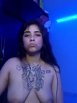 adri_gomez1 webcam
