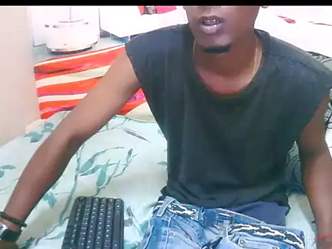 IndianThuggin webcam