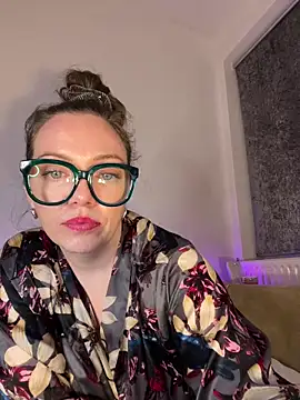 FemDom_RubyKnightXXO webcam
