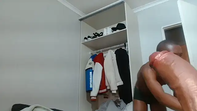 kinkyj_ (M young) - YOU TIP AND AND GET ANYTHING U ASK BBE