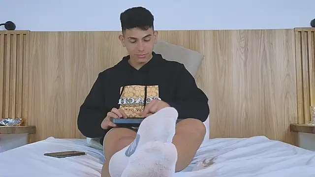 andrew_rose_