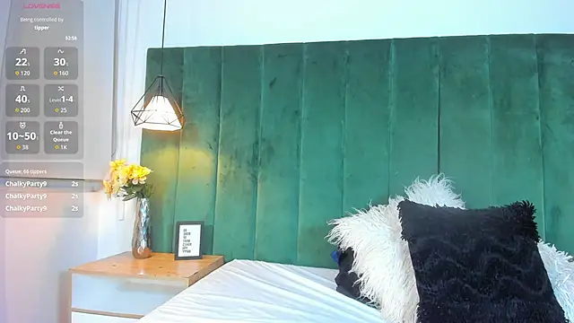 kittyy_milk_001 - Kittyy_milk_001's free webcam - UK Sex Cams