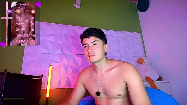 santyago_taylor webcam