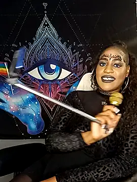 AmazonianMistress webcam