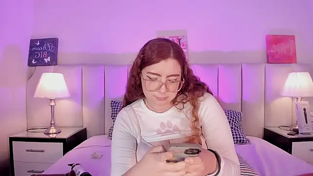 lizy_portman webcam