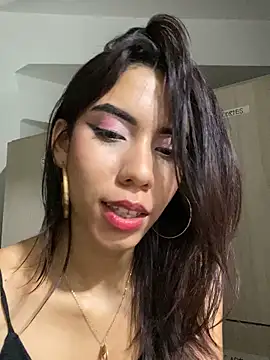 BellaHarper1 webcam