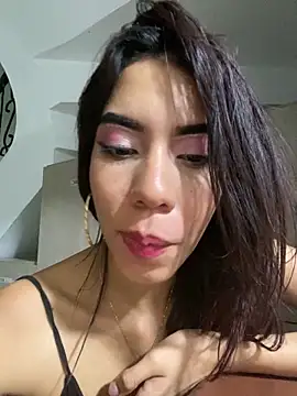 BellaHarper1 webcam