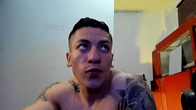 aquiles_51 (M young) - #bisexuals #brunettes #cam2cam #cheap-privates #colombian #handjob #hd #masturbation #muscular #oil-show #recordable-privates #small-audience #spanish-speaking #striptease #white #young