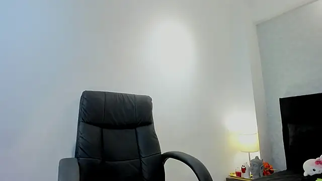 lily_cash1 webcam