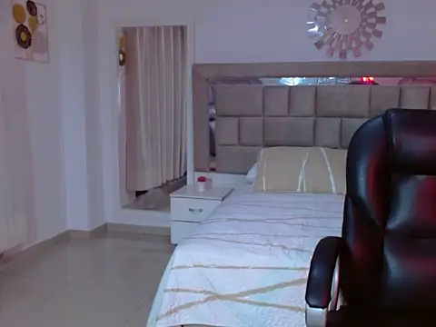 Samathahottxxx webcam