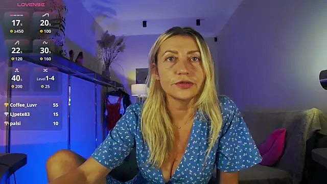 ZoeGrant webcam