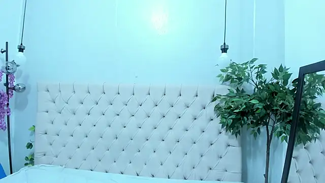 Victoria_Coleman webcam