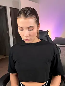 SophieRaily_ webcam