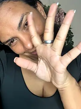 ArielleMillerr webcam