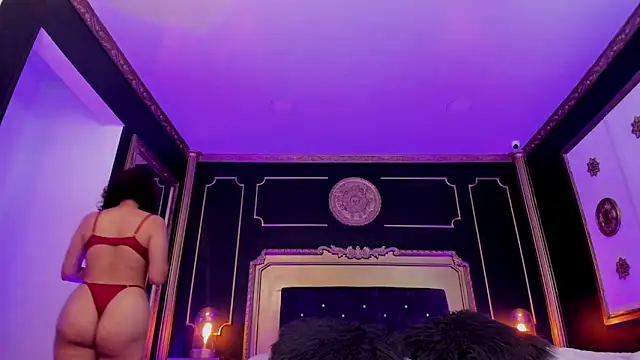 Naomi_Thorne webcam