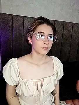 Sara_Roades webcam