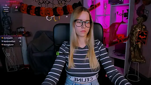 mary_mooore webcam